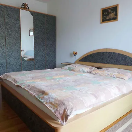 5 Mošćenička Draga