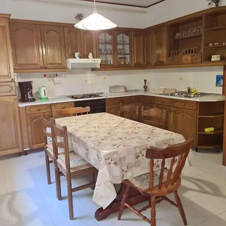 5 Apartment
